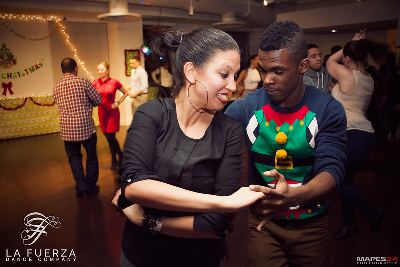 la-fuerza-bachata-ugly-sweater-party-mapes24-2